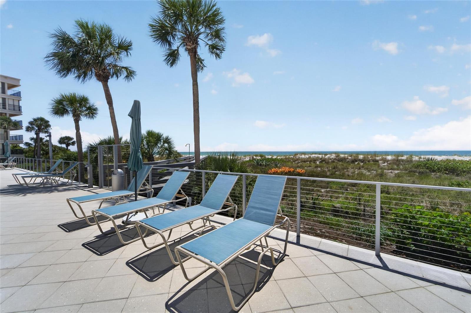 Image 83 of 94 For 4450 Gulf Boulevard 113