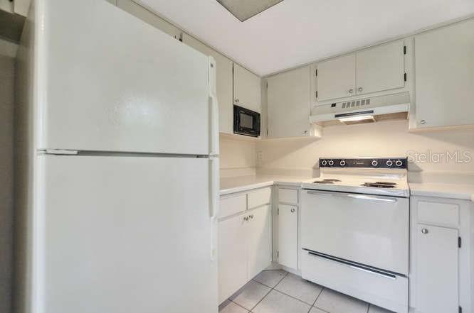 Image 7 of 28 For 2690 Coral Landings Boulevard 438
