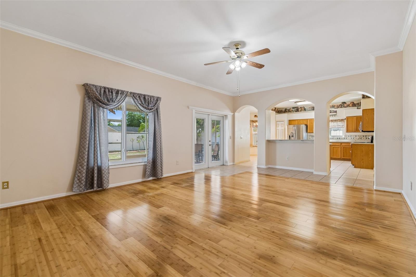 Image 10 of 48 For 12803 Longcrest Drive