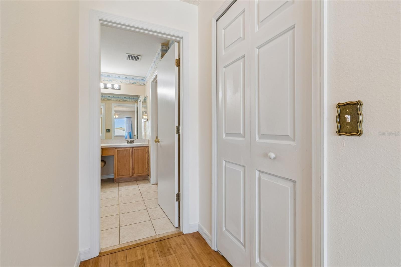 Image 18 of 48 For 12803 Longcrest Drive