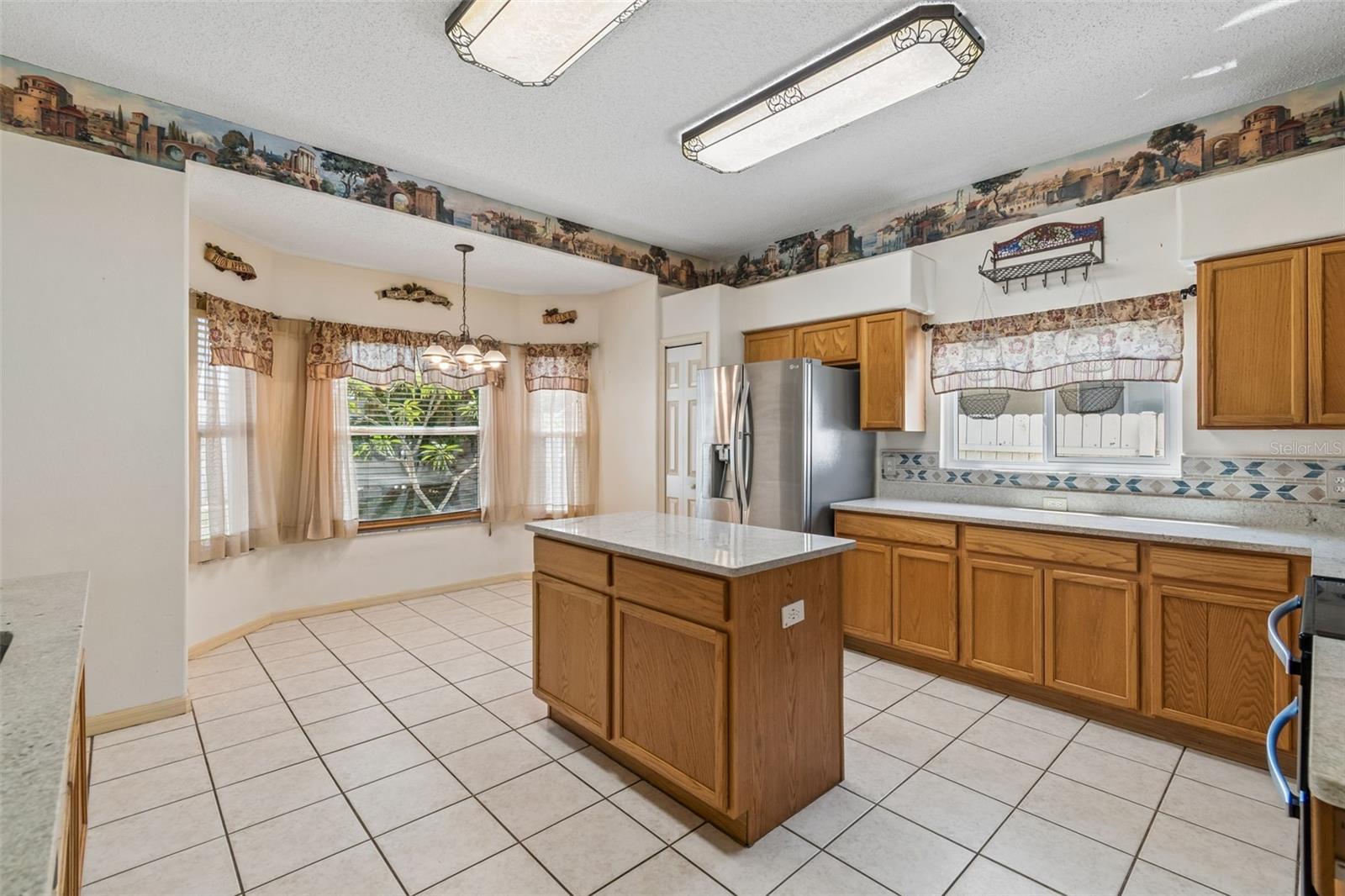 Image 5 of 48 For 12803 Longcrest Drive