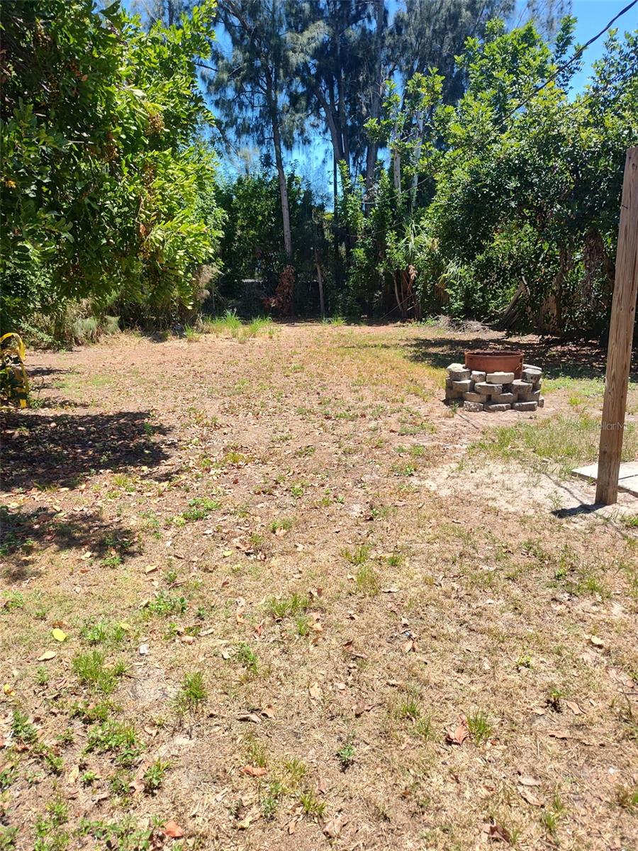 Image 16 of 17 For 5411 70th Lane N