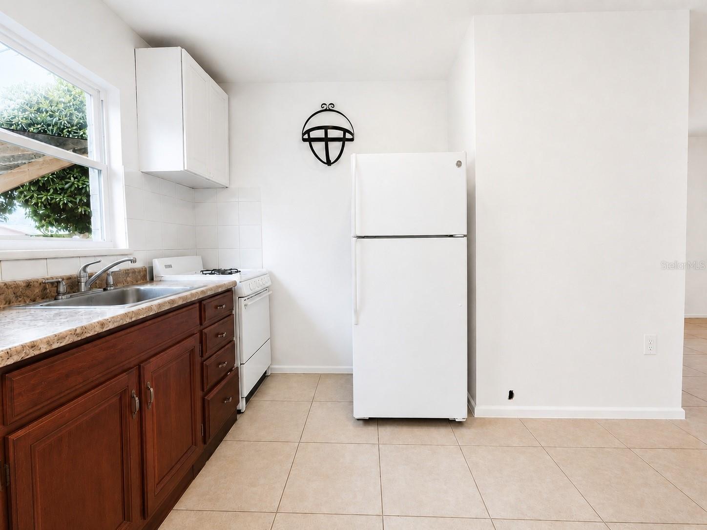 Image 7 of 17 For 5411 70th Lane N