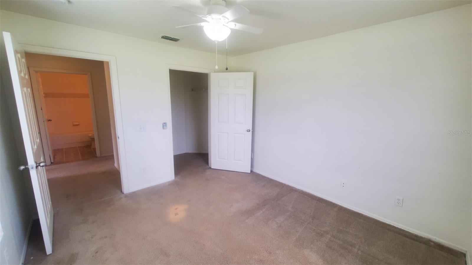 Image 18 of 43 For 36243 Lake Chase Boulevard 203