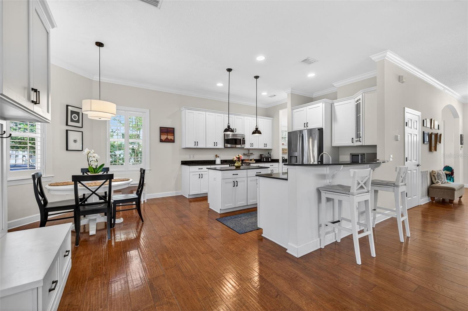 Image 10 of 39 For 2812 Paxton Avenue