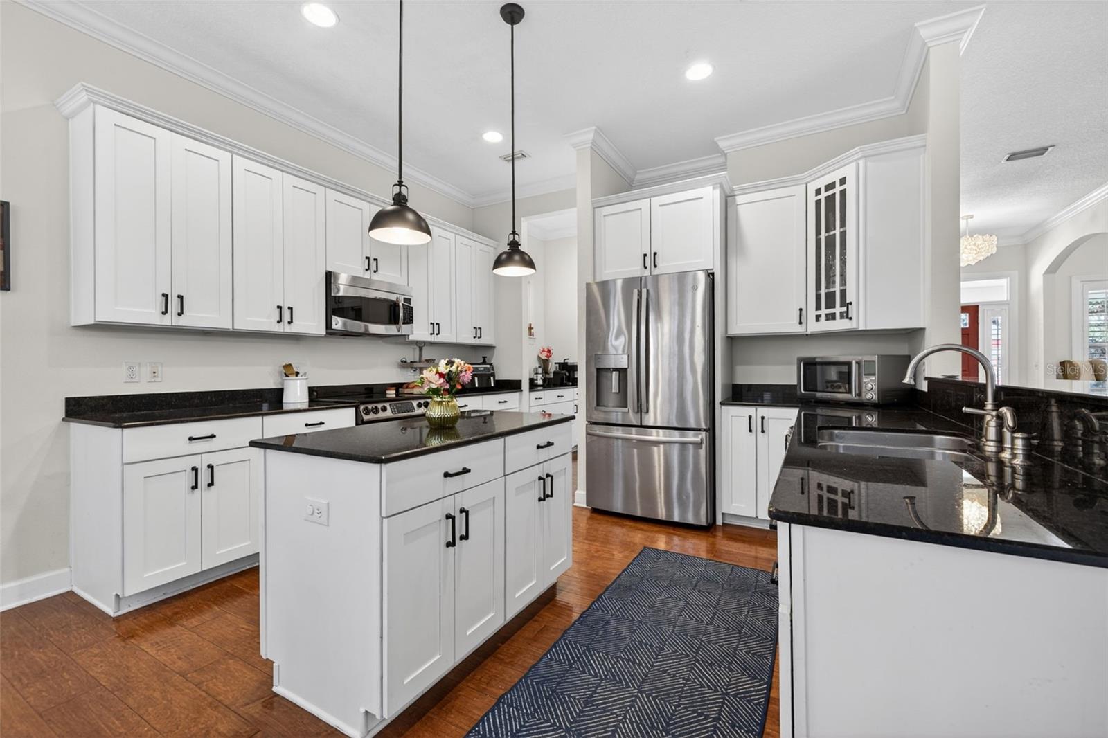 Image 11 of 39 For 2812 Paxton Avenue