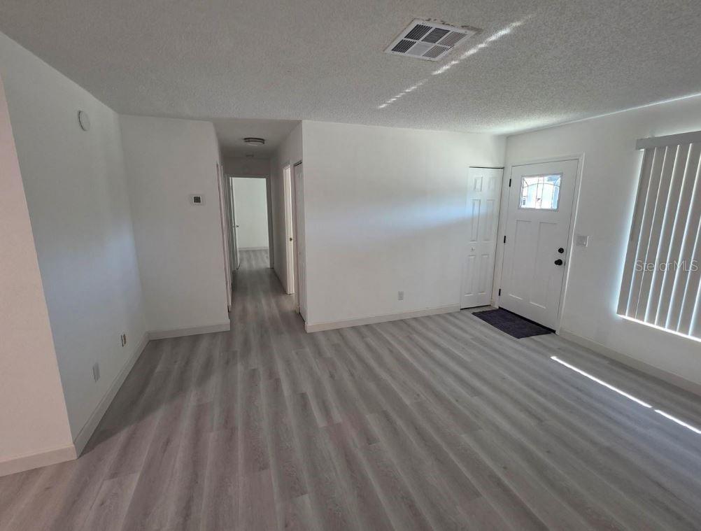 Image 19 of 21 For 7981 Smoketree Court