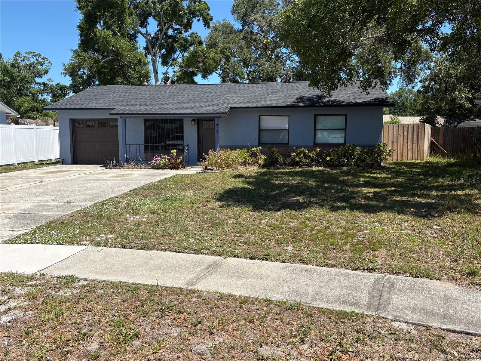 Image 2 of 21 For 7981 Smoketree Court