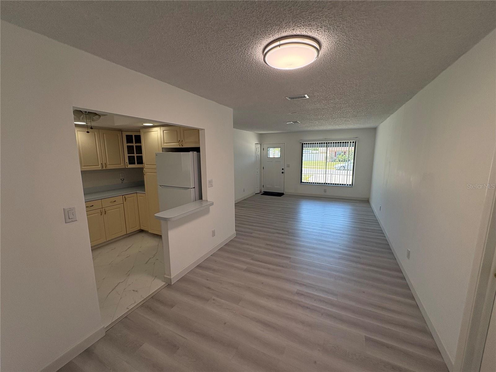 Image 3 of 21 For 7981 Smoketree Court