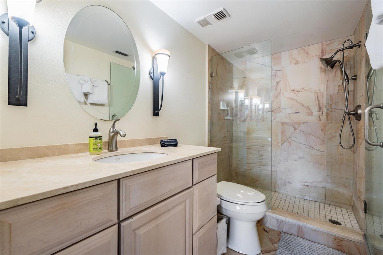 Image 16 of 35 For 6294 Bahia Del Mar Circle 107