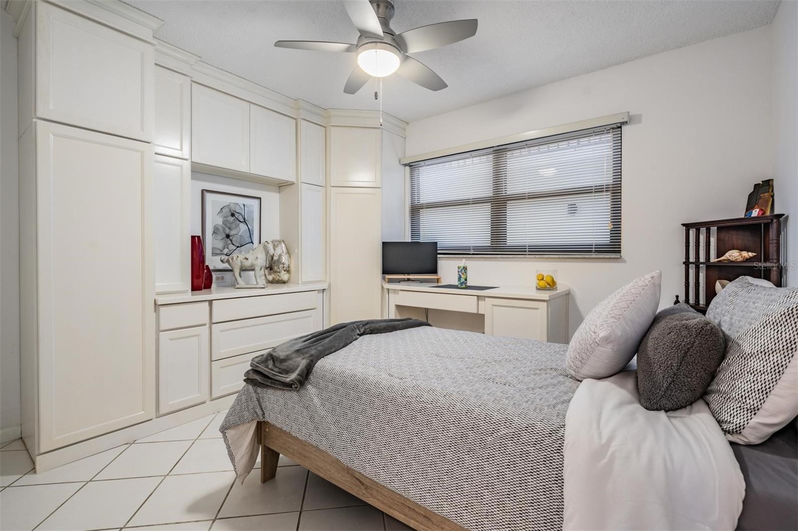 Image 18 of 35 For 6294 Bahia Del Mar Circle 107