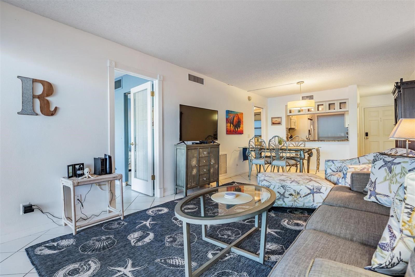 Image 7 of 35 For 6294 Bahia Del Mar Circle 107