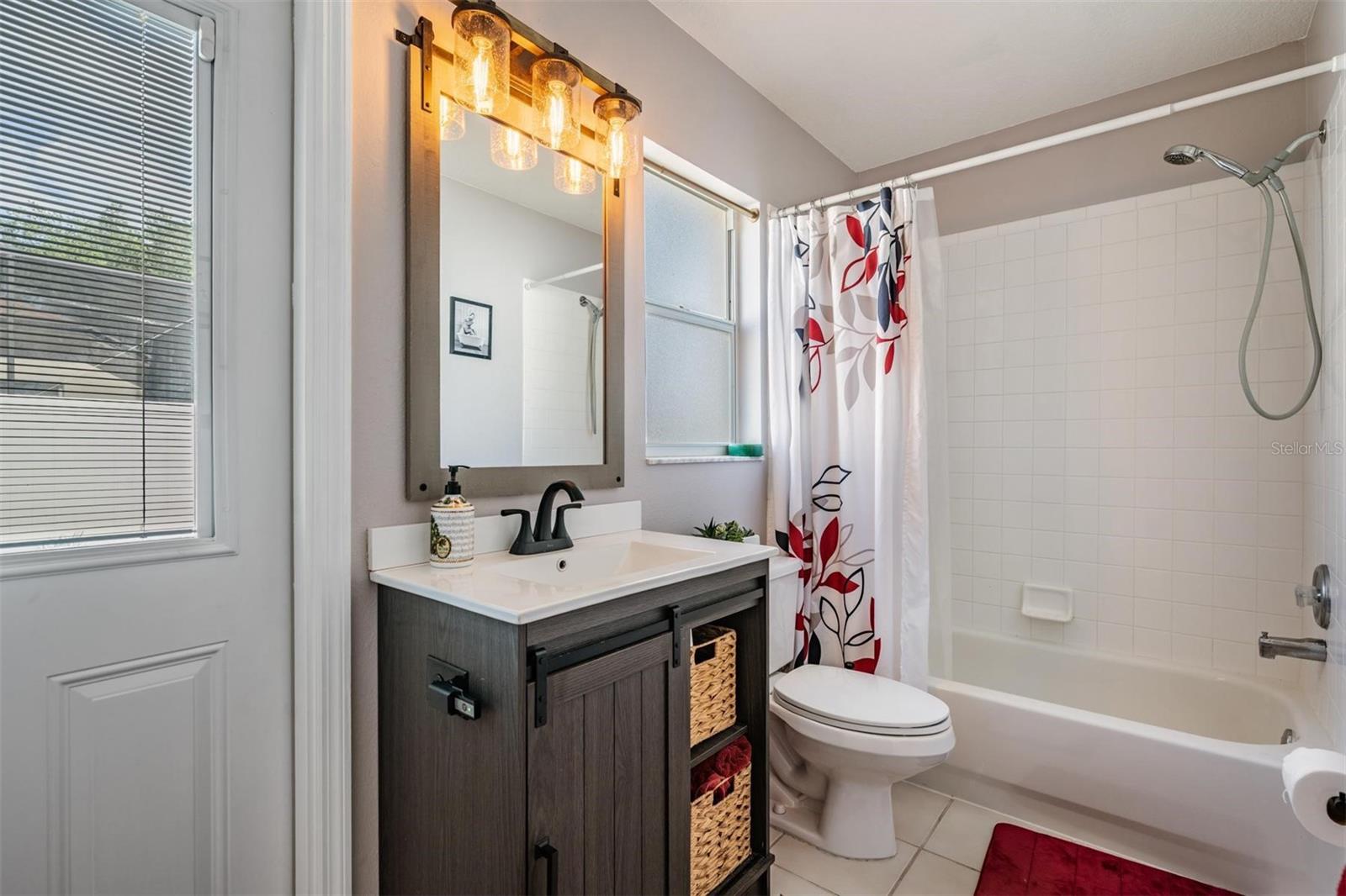 Image 29 of 49 For 1821 Palm Ridge Place