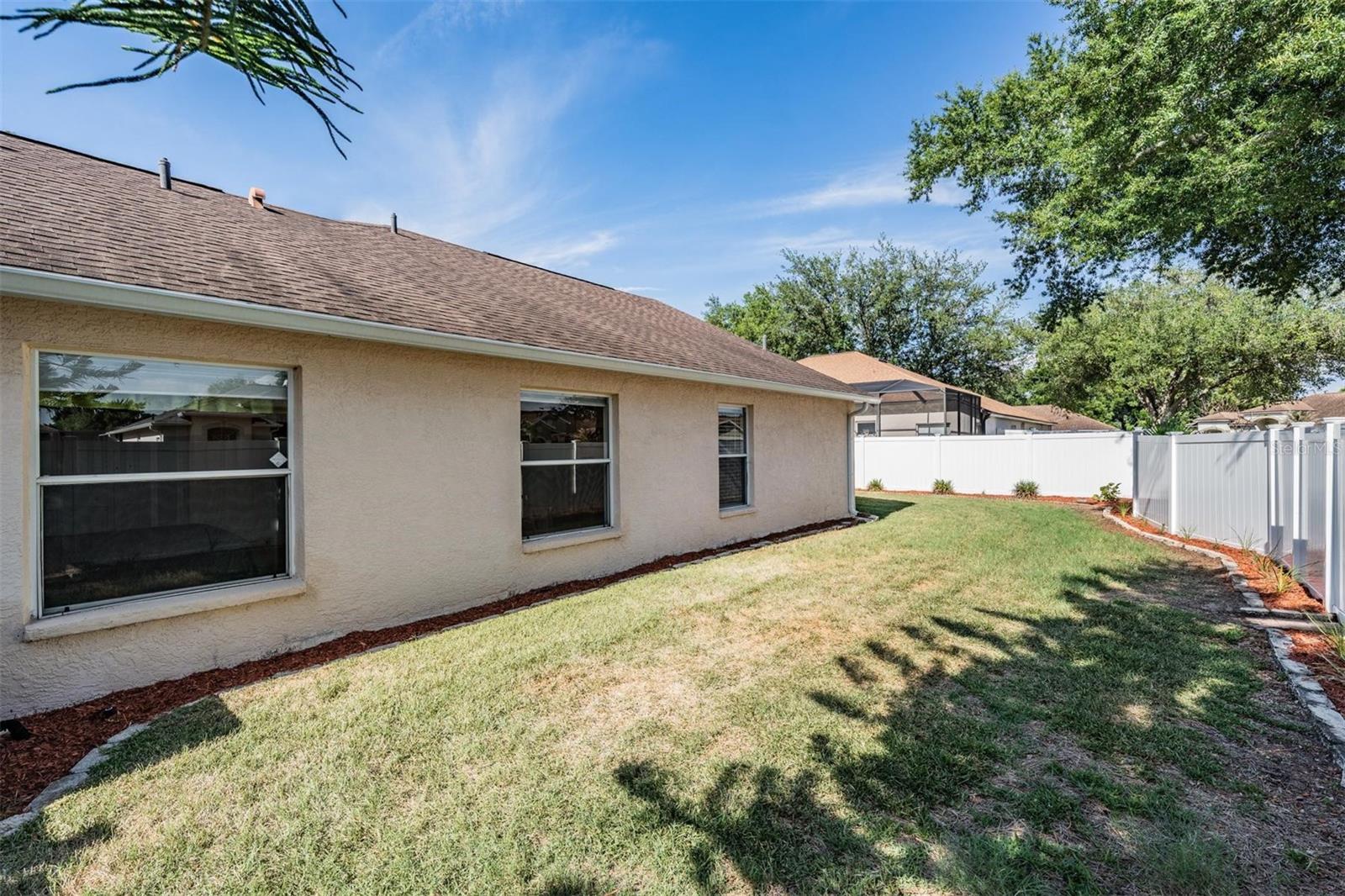 Image 39 of 49 For 1821 Palm Ridge Place