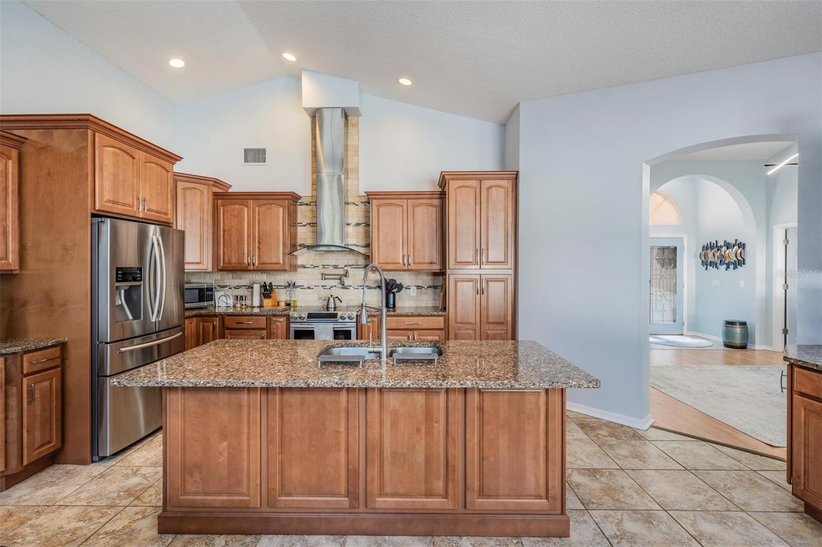 Image 7 of 49 For 1821 Palm Ridge Place