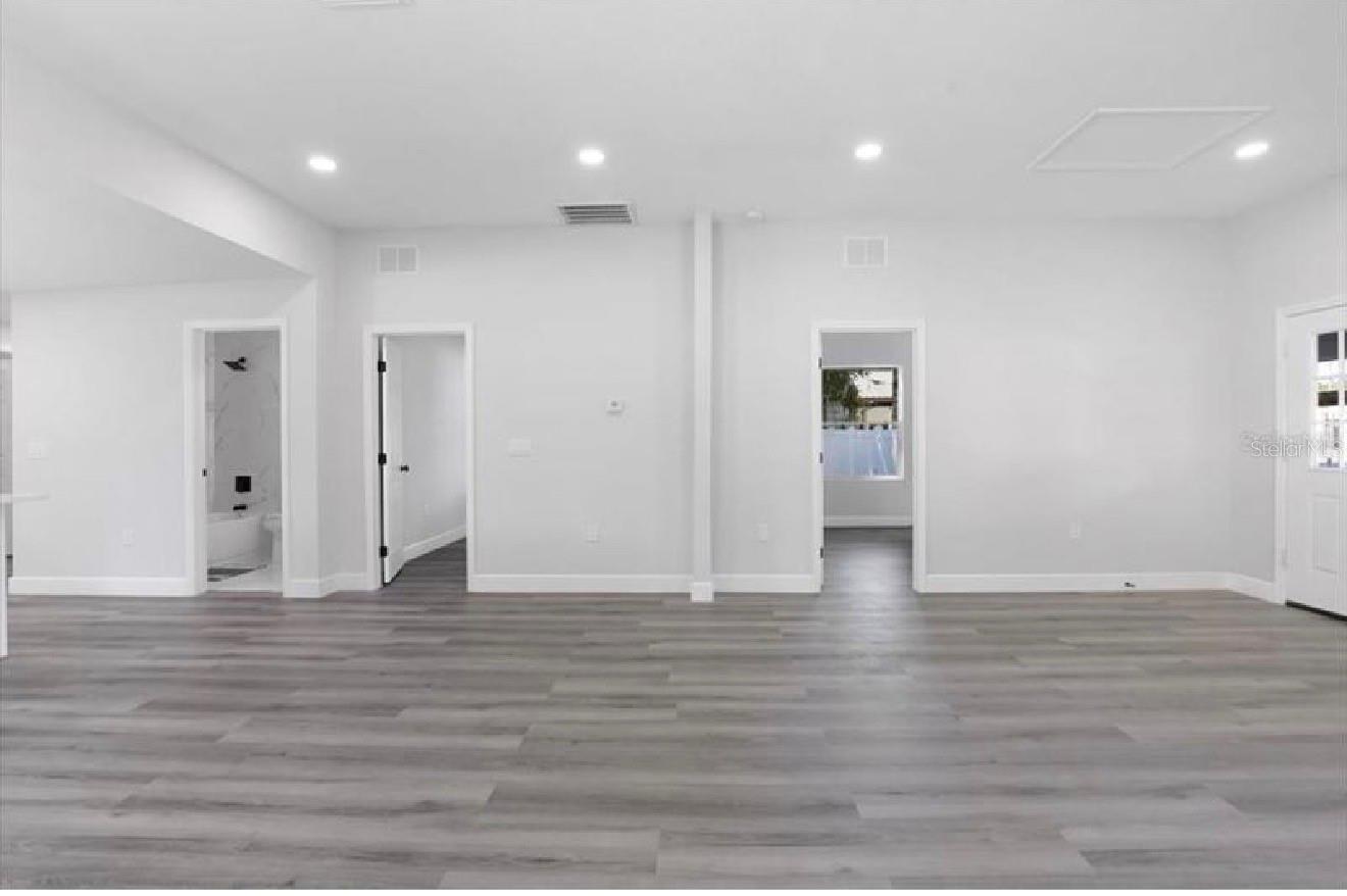Image 3 of 23 For 506 Warnell Street