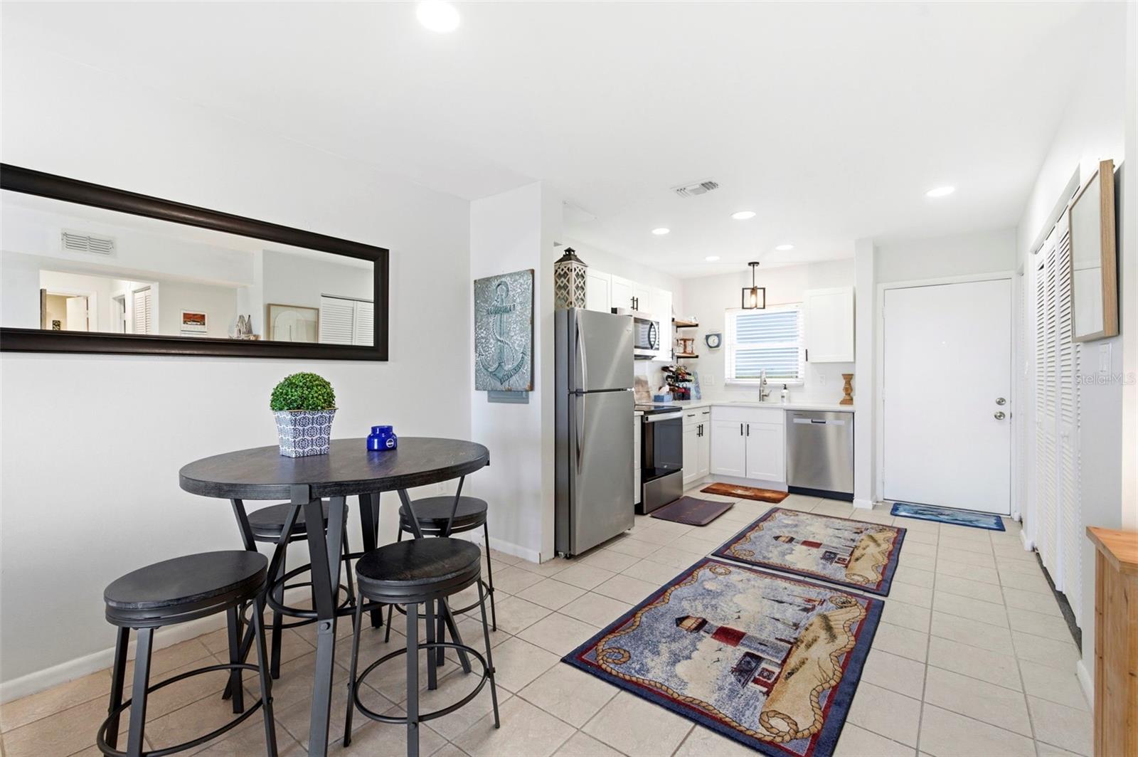 Image 13 of 63 For 4939 Floramar Terrace 501