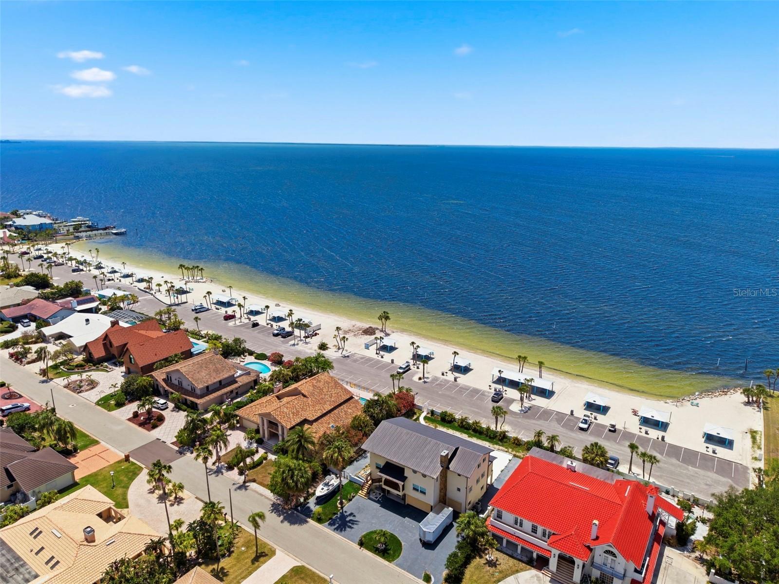 Image 33 of 63 For 4939 Floramar Terrace 501