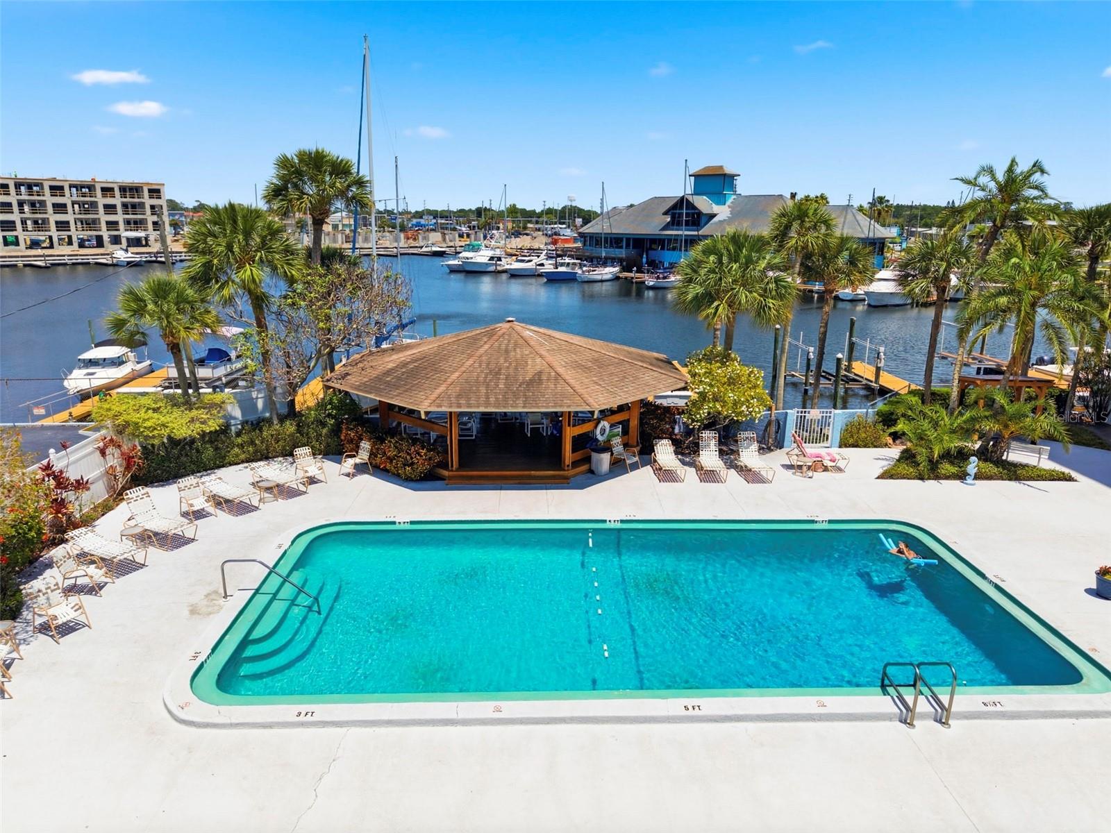 Image 4 of 63 For 4939 Floramar Terrace 501