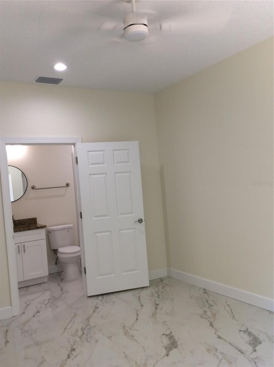 Image 9 of 12 For 2812 Durham Street