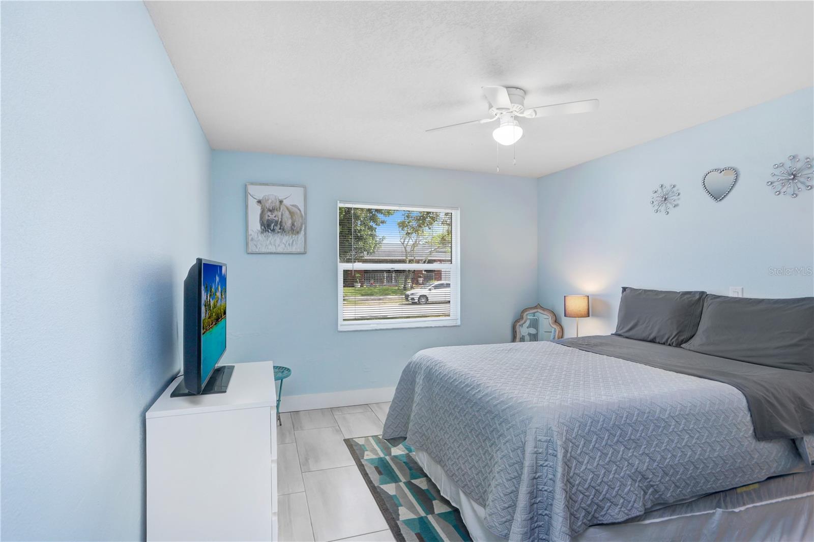 Image 18 of 27 For 12819 129th Terrace