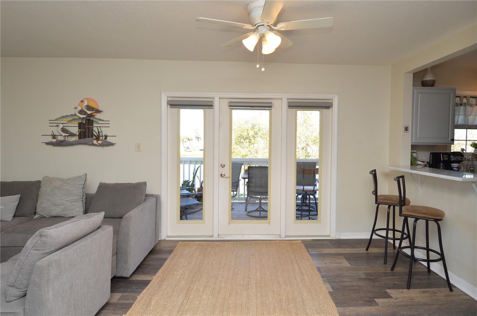 Image 16 of 100 For 121 Seahorse Drive Se C