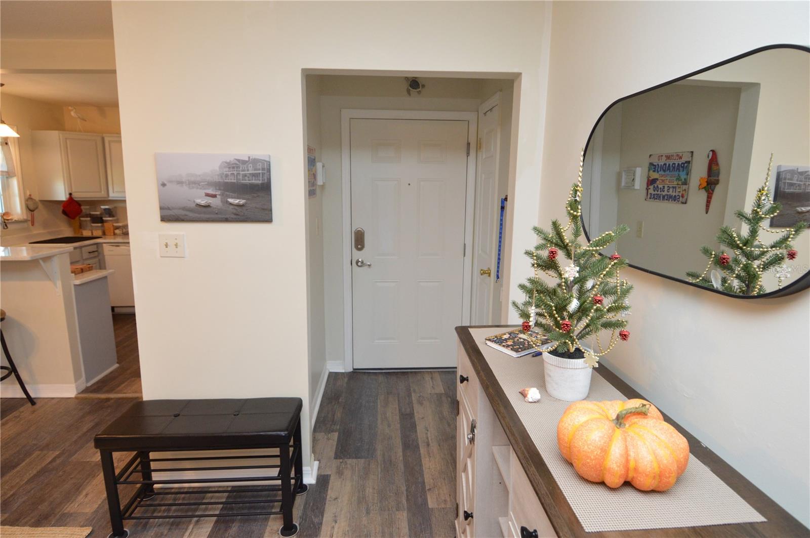 Image 3 of 100 For 121 Seahorse Drive Se C