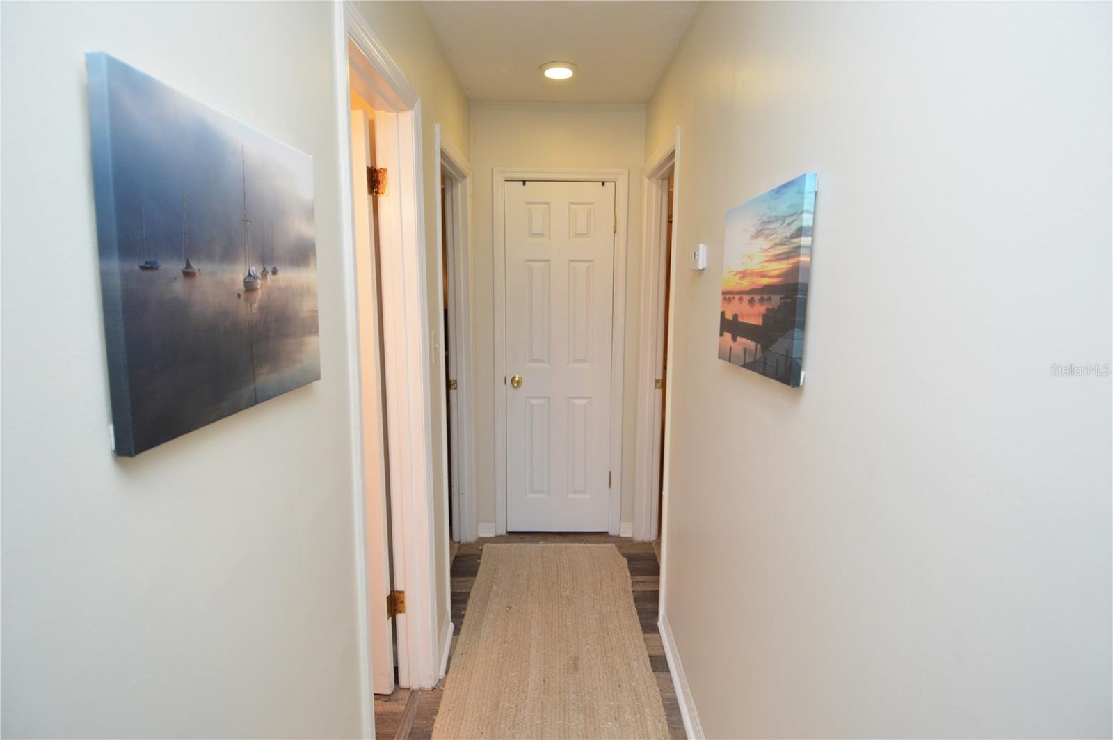 Image 35 of 100 For 121 Seahorse Drive Se C