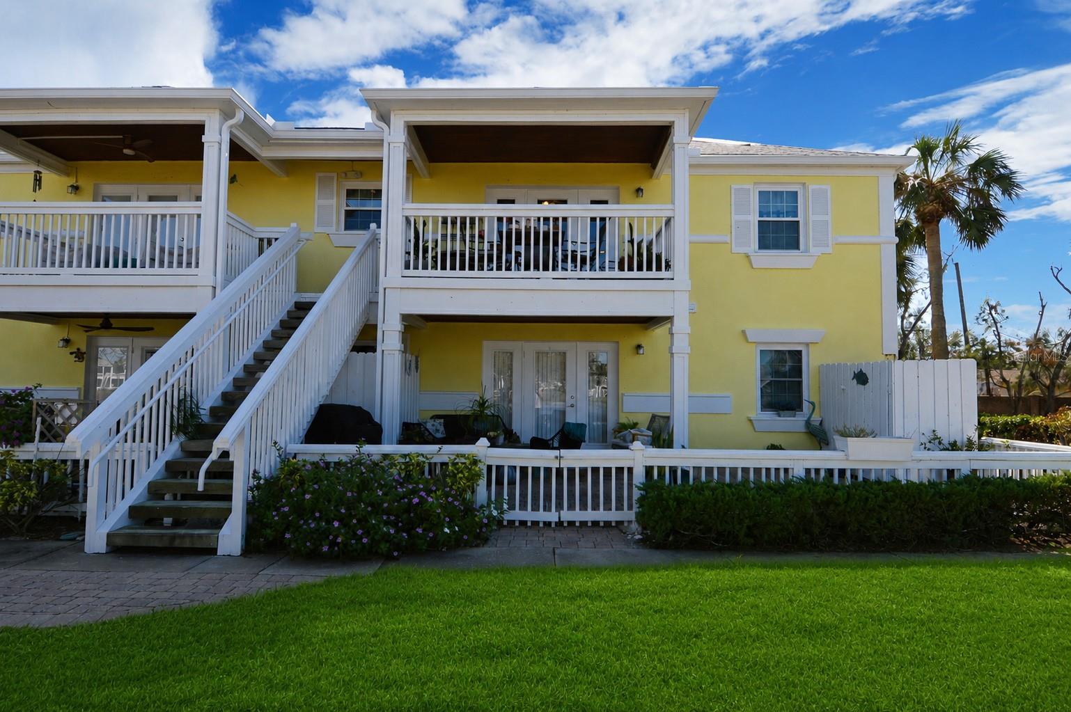 Image 52 of 100 For 121 Seahorse Drive Se C