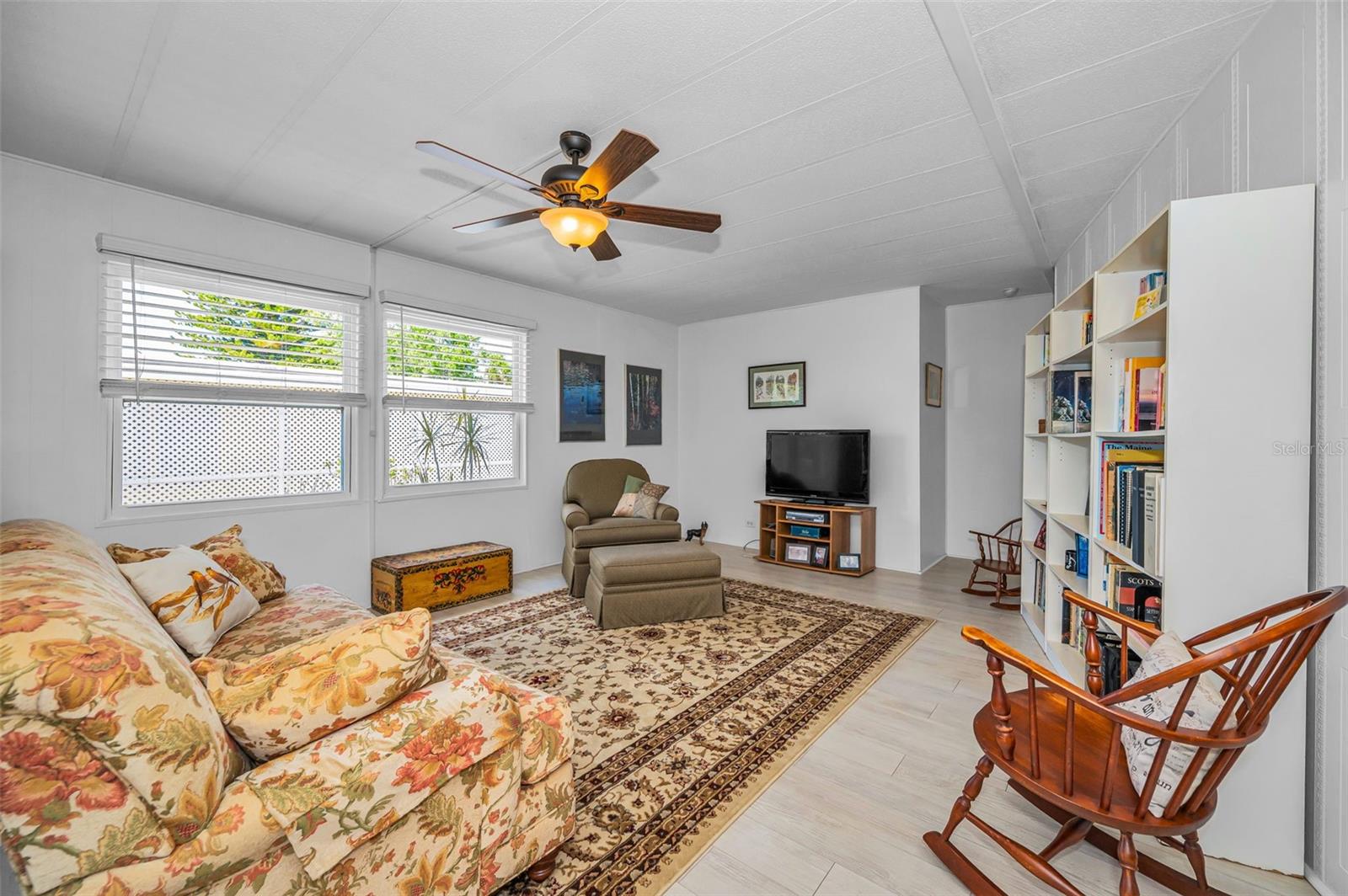 Image 4 of 45 For 3230 Lanark Drive