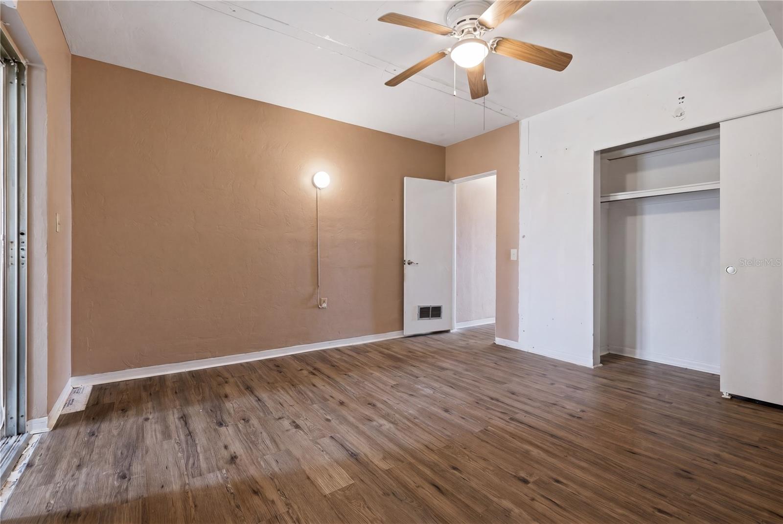 Image 10 of 19 For 4325 58th Way N 1525