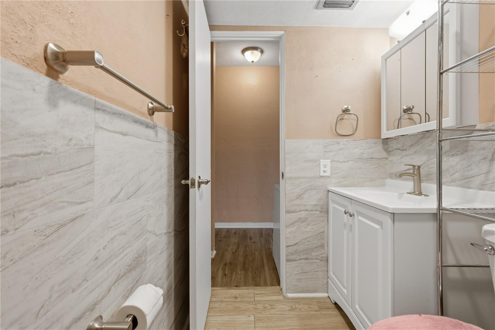 Image 15 of 19 For 4325 58th Way N 1525