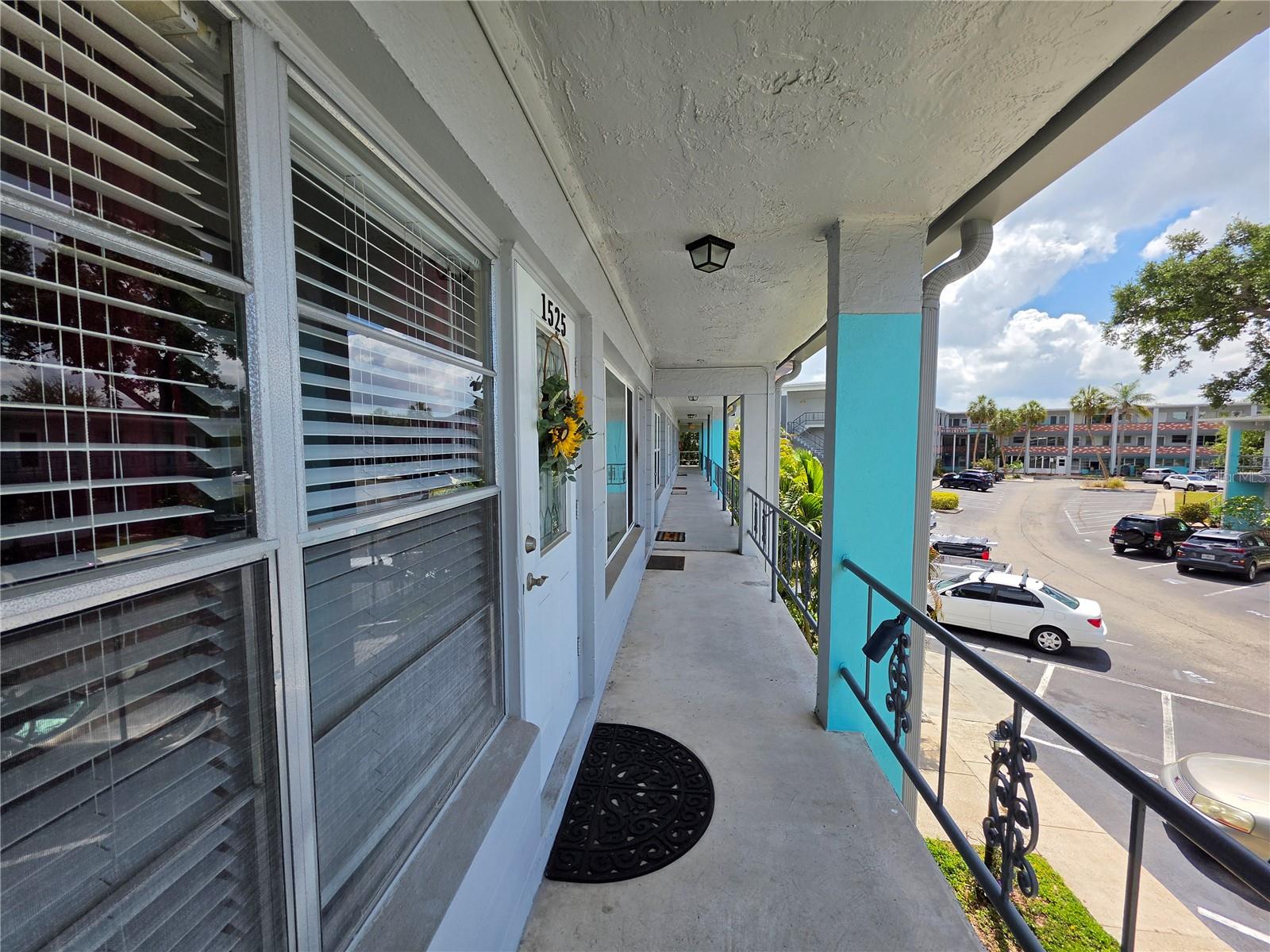 Image 3 of 19 For 4325 58th Way N 1525
