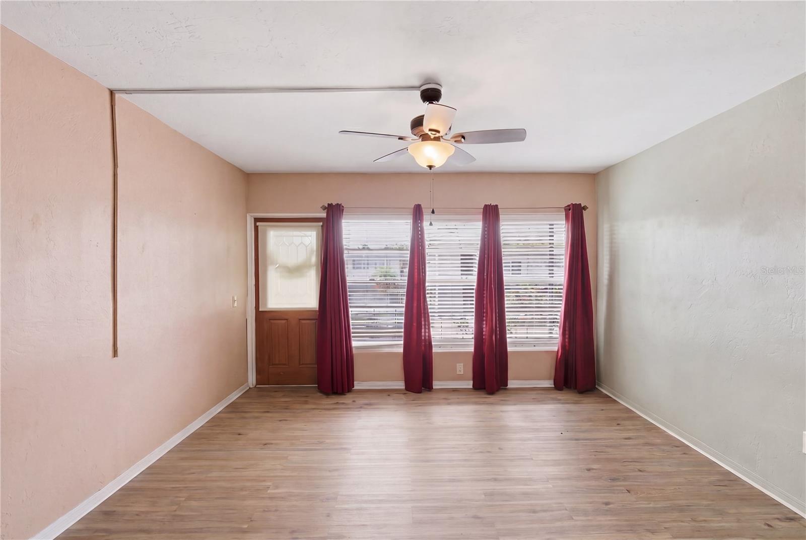 Image 6 of 19 For 4325 58th Way N 1525
