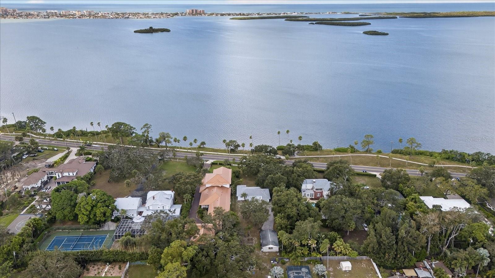 Details for 215 Edgewater Drive, DUNEDIN, FL 34698