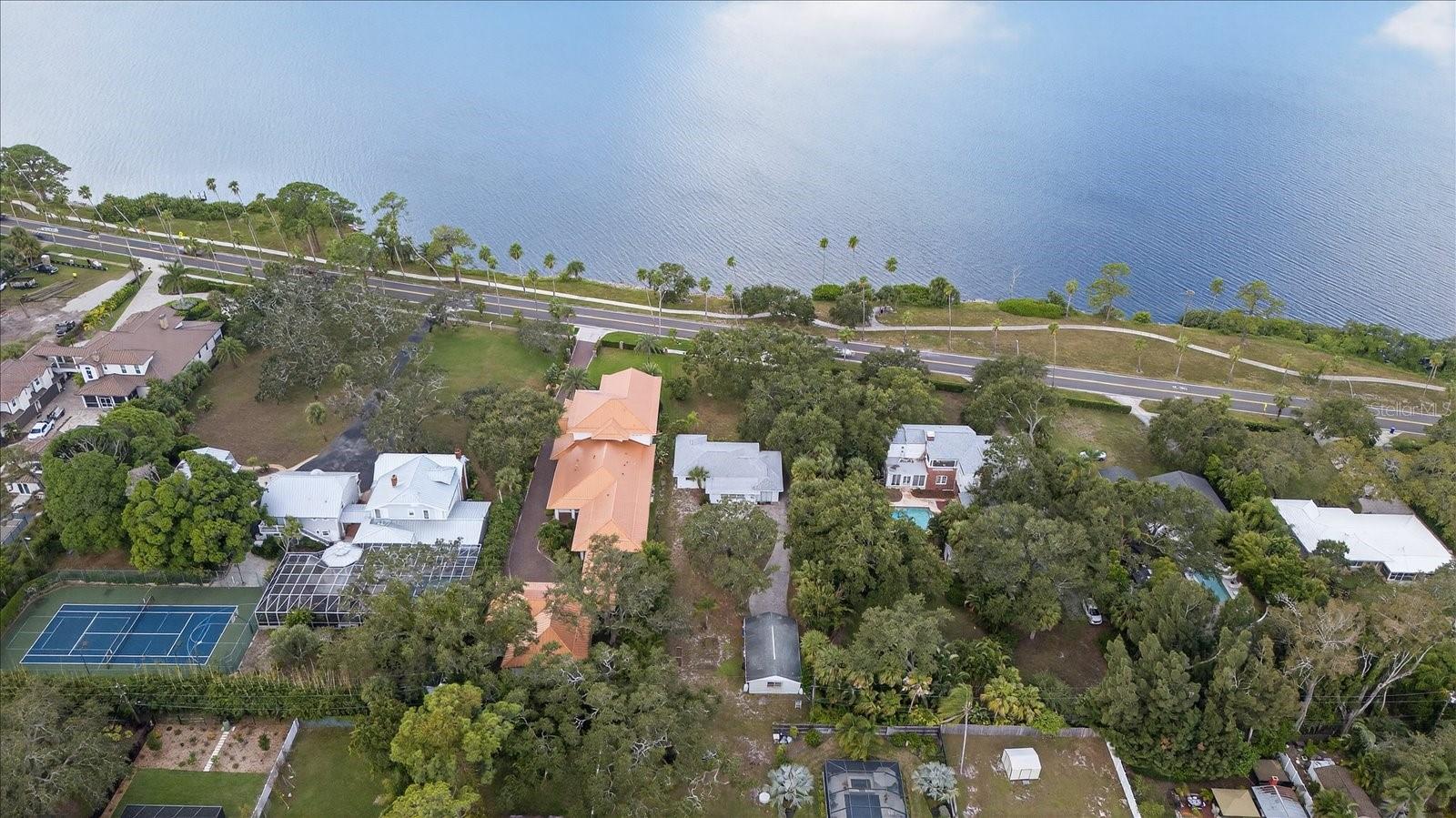 Image 36 of 38 For 215 Edgewater Drive