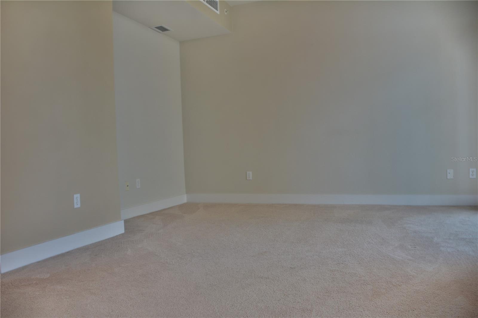 Image 12 of 19 For 1208 Kennedy Boulevard 421
