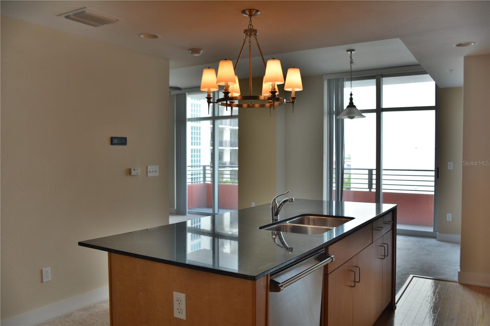 Image 6 of 19 For 1208 Kennedy Boulevard 421