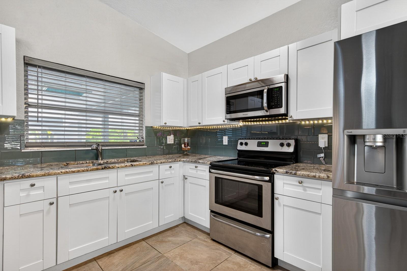 Image 16 of 64 For 1424 Evergreen Avenue