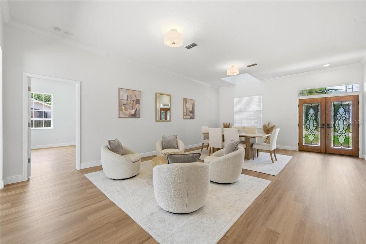 Listing photo id 7 for 3902 Meadowlark Court