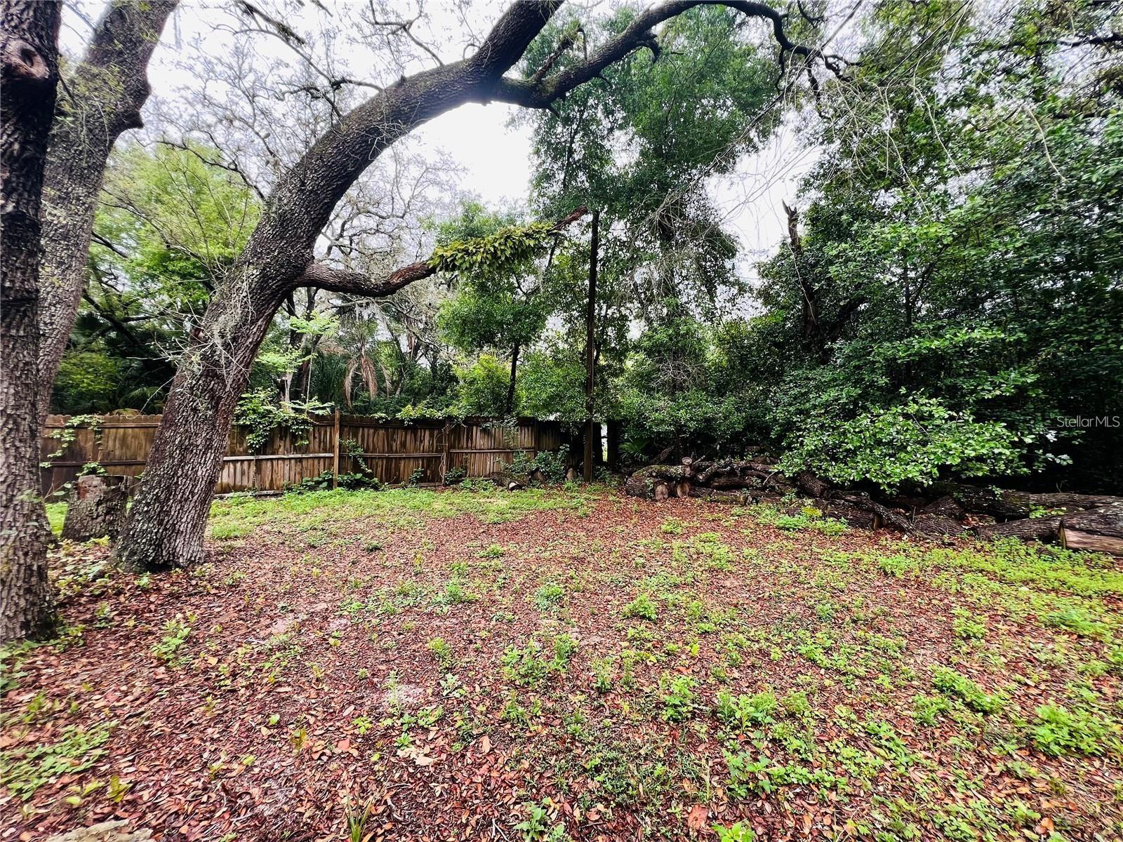 Image 21 of 22 For 4103 Holly Hill