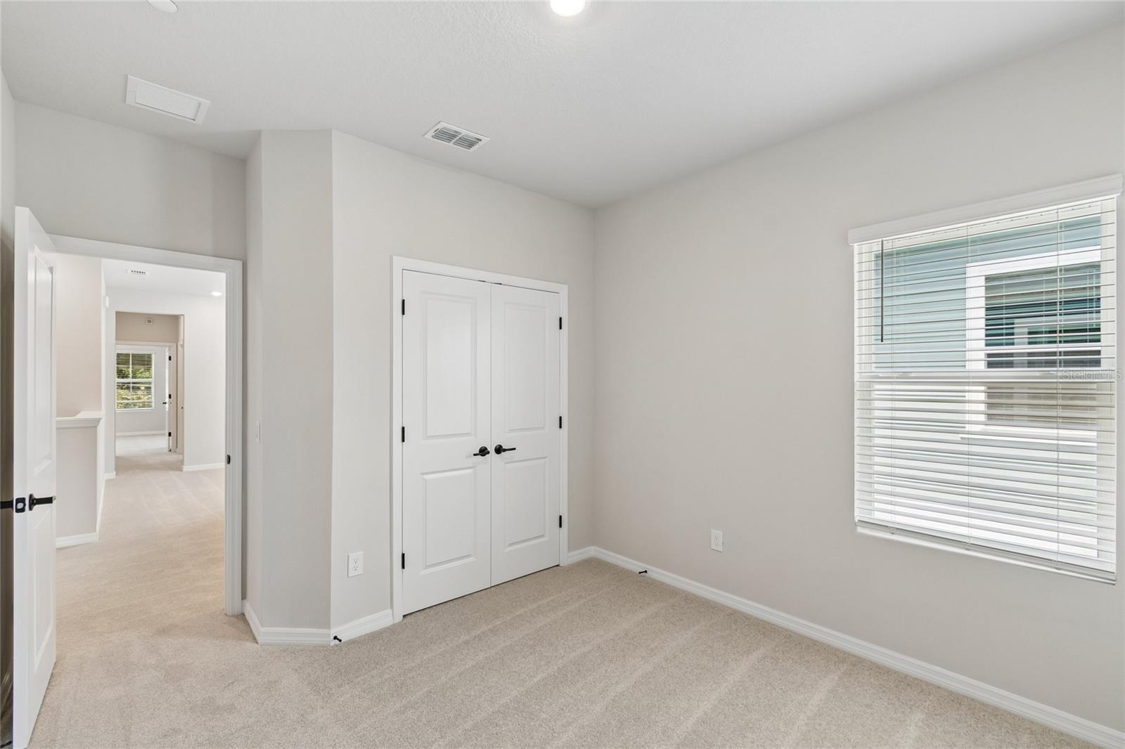 Image 25 of 36 For 4341 Roush Avenue