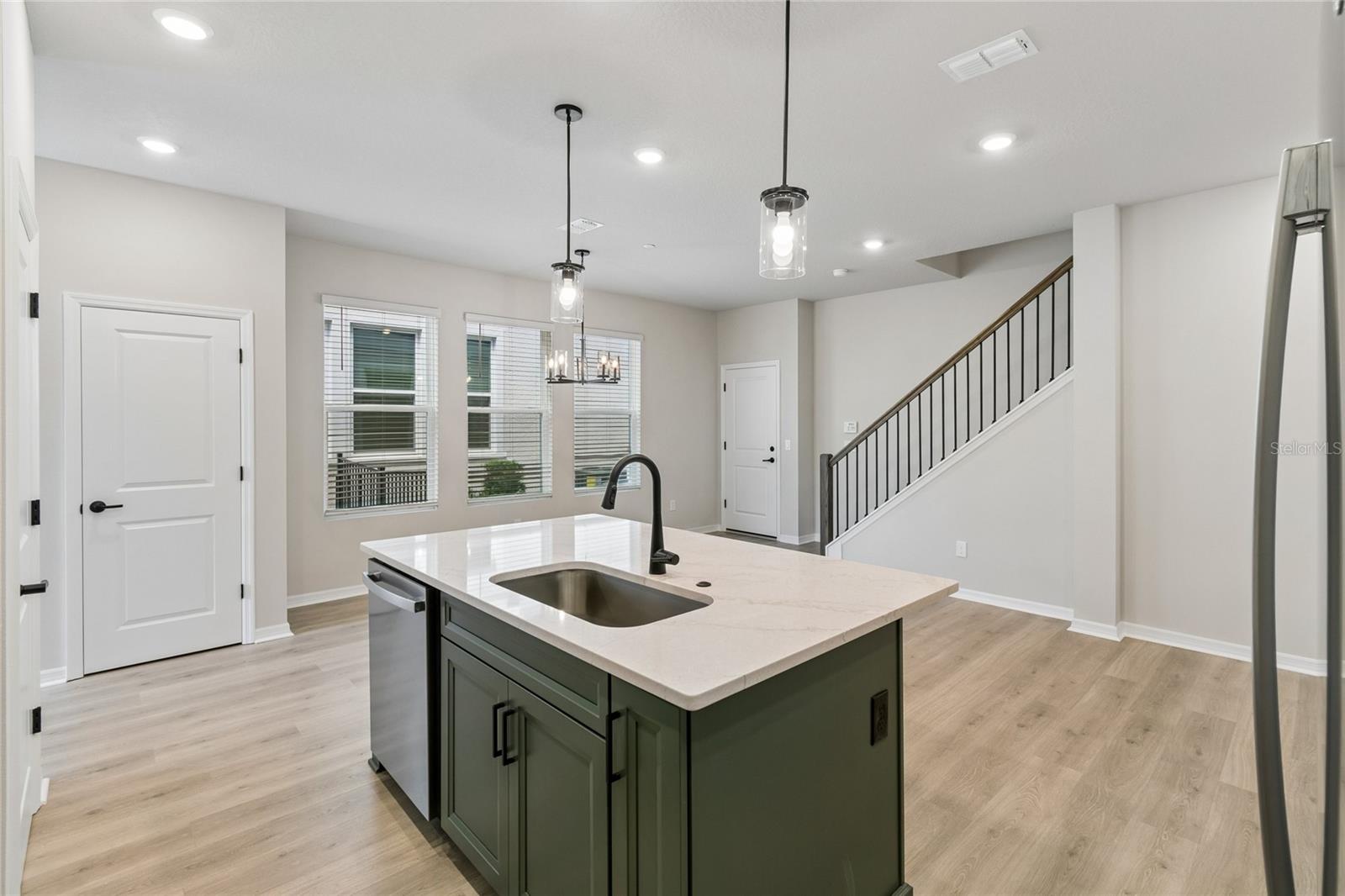 Image 7 of 36 For 4341 Roush Avenue