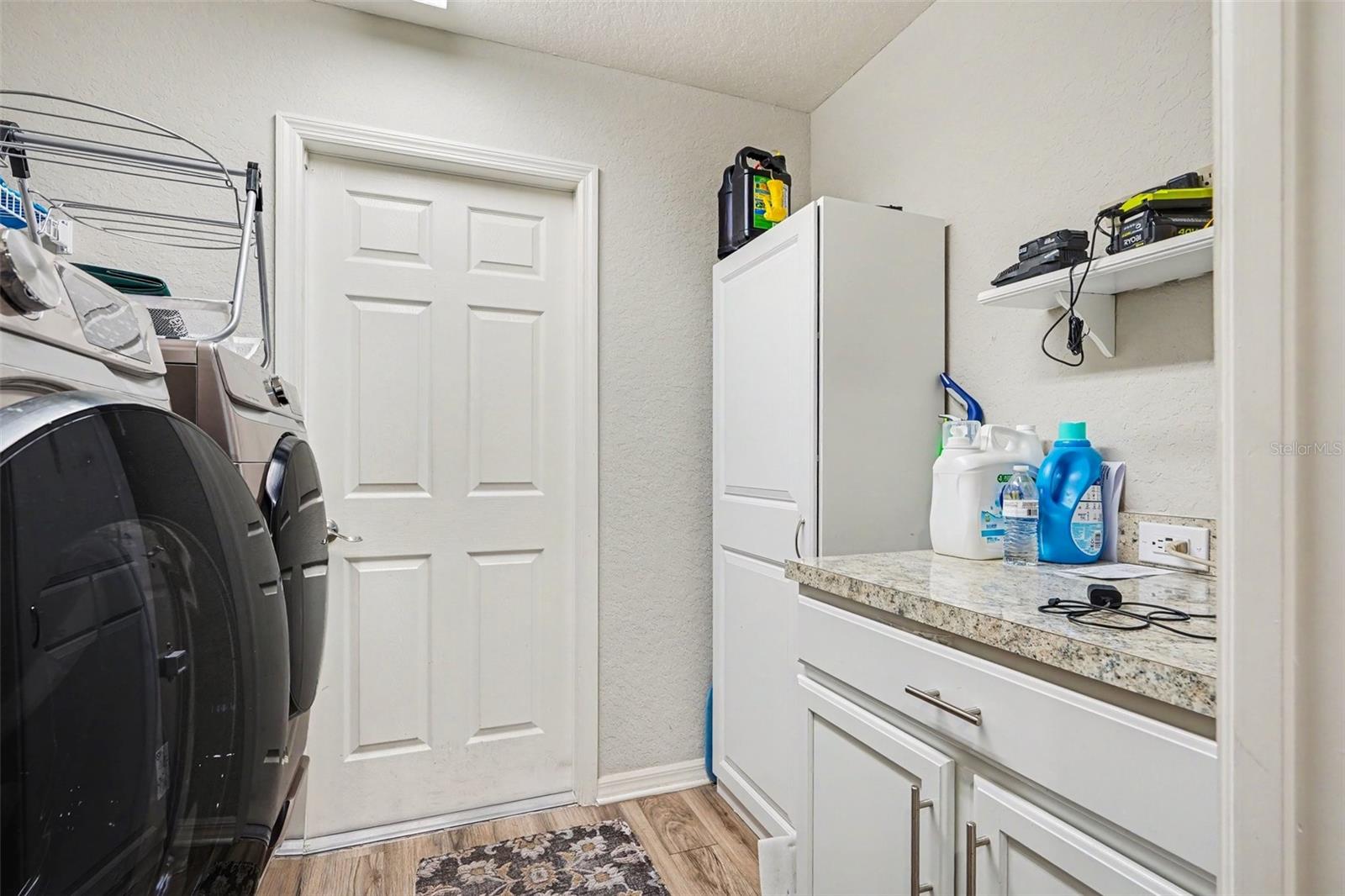 Image 17 of 27 For 3913 White Ibis Rd