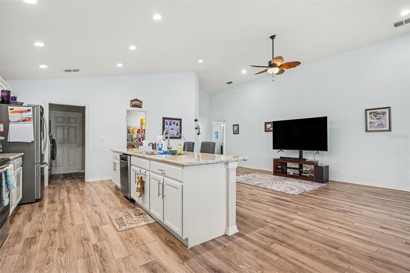 Image 5 of 27 For 3913 White Ibis Rd
