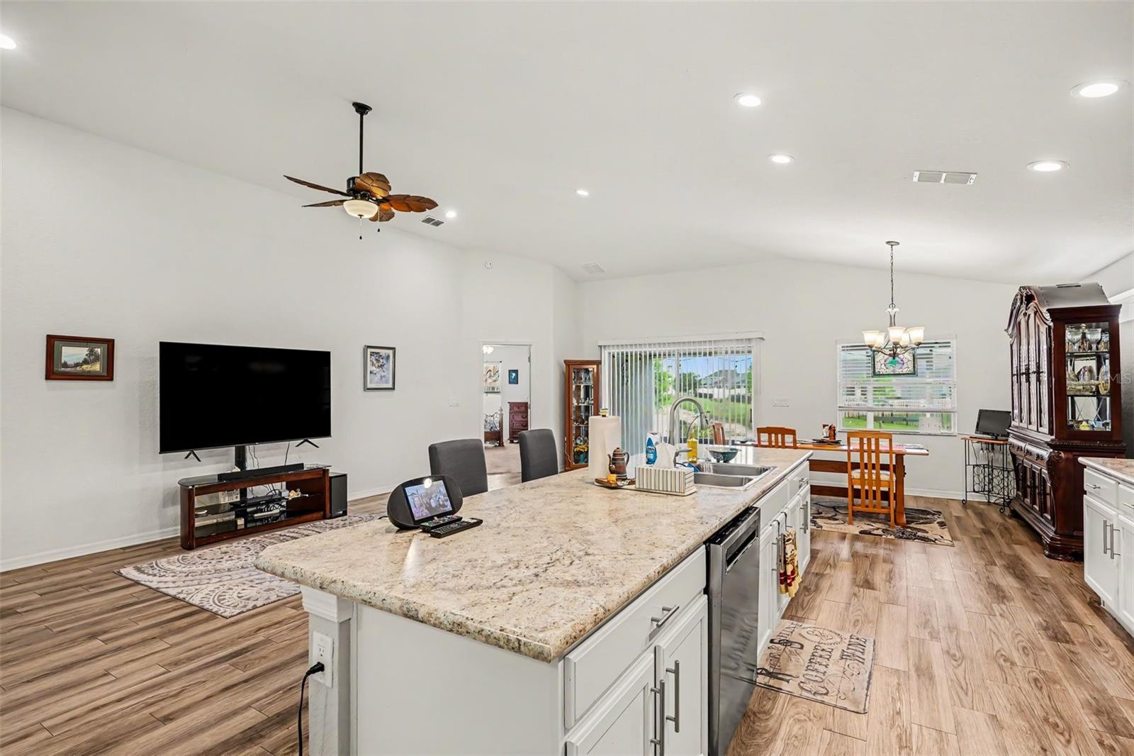 Image 6 of 27 For 3913 White Ibis Rd