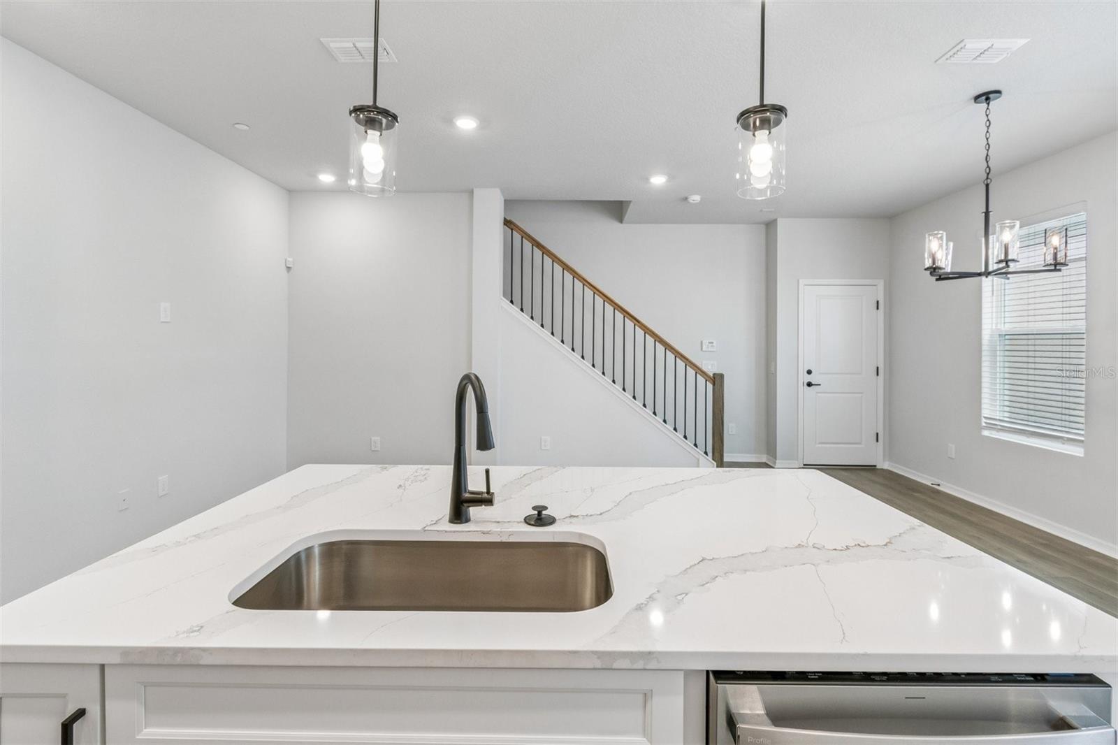 Image 10 of 35 For 4357 Roush Avenue