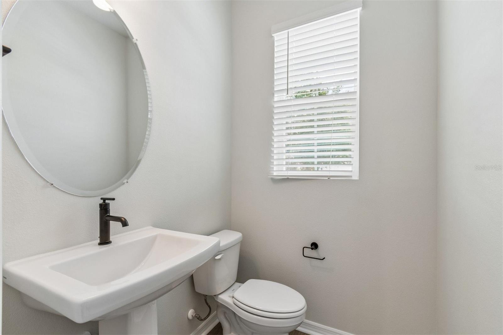 Image 14 of 35 For 4357 Roush Avenue