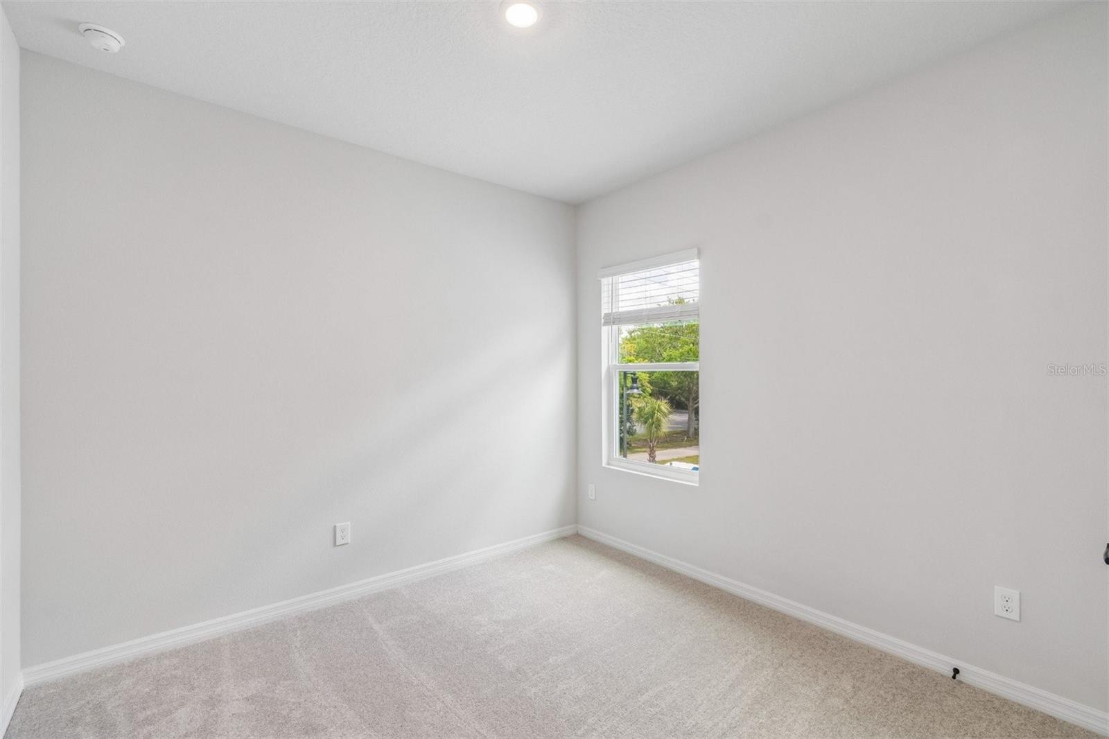 Image 18 of 35 For 4357 Roush Avenue