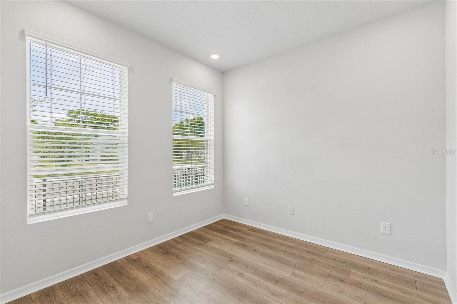 Image 3 of 35 For 4357 Roush Avenue